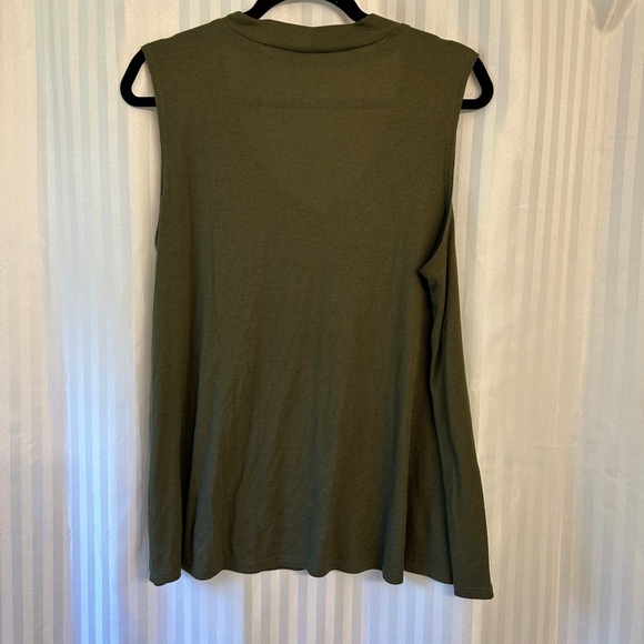 A.N.A Halter Tank - Picture 5 of 5